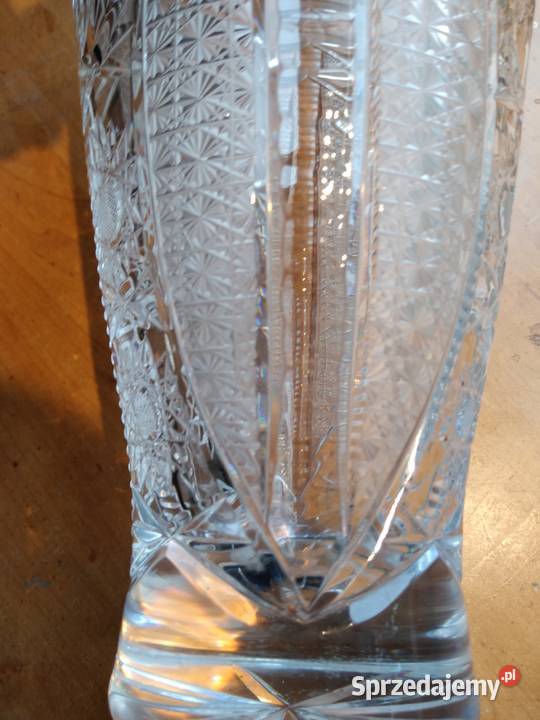 Stary kryształowy wazon zabytek z czasó PRL