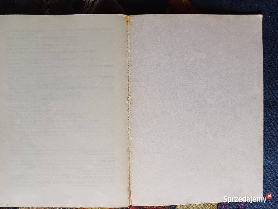 Pałac i folwark Józef Ignacy Kraszewski Rok wydania 1987 małopolskie Kraków sprzedam