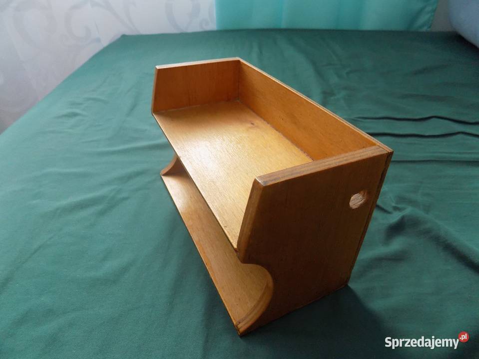 DREWNIANY STOJAK Żabno