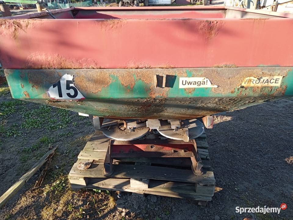 rozsiewacz nieuszkodzony Tuczno