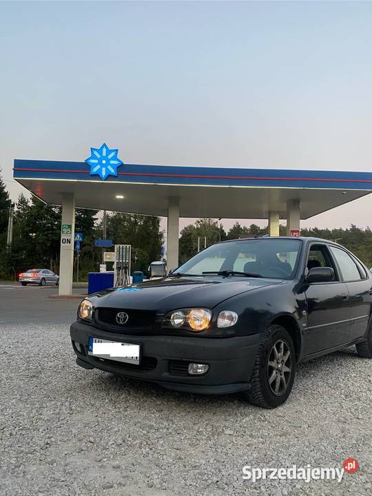 Toyota Corolla G6 16 VVTi 111 2001r manualna
