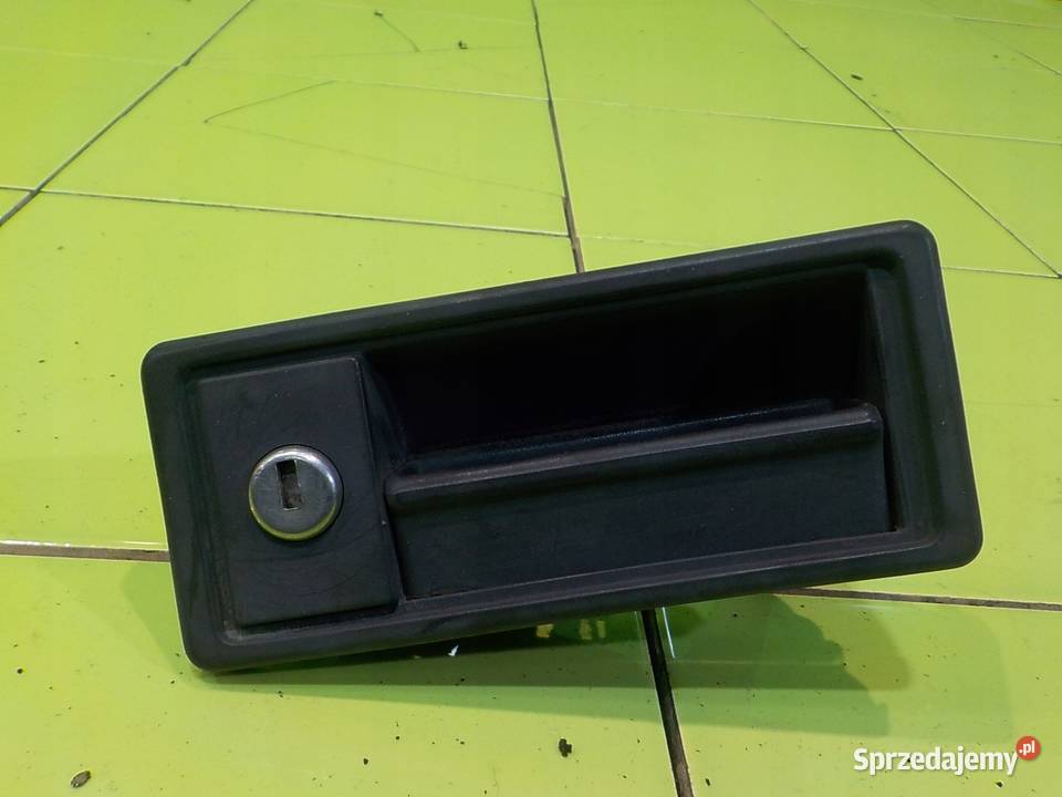 LANCIA BETA 20 B 83r COUPE 2D klamka klapy tyl osobowe Suków