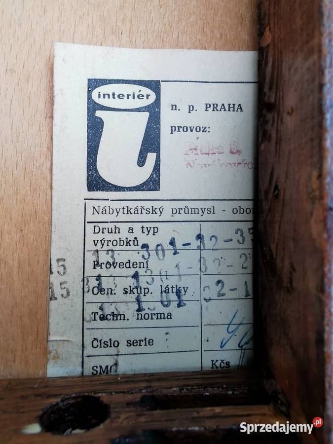 Krzesła proj Antonn uman INTERIER Praha sprzedam