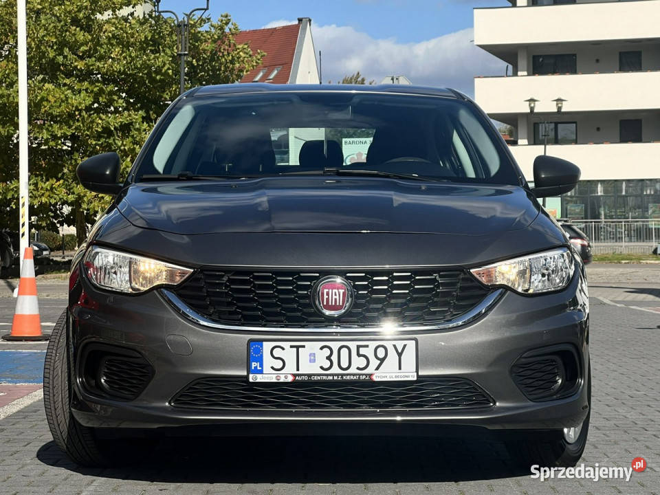 Fiat Tipo LPG 2 komplety opon II 2016 Tychy