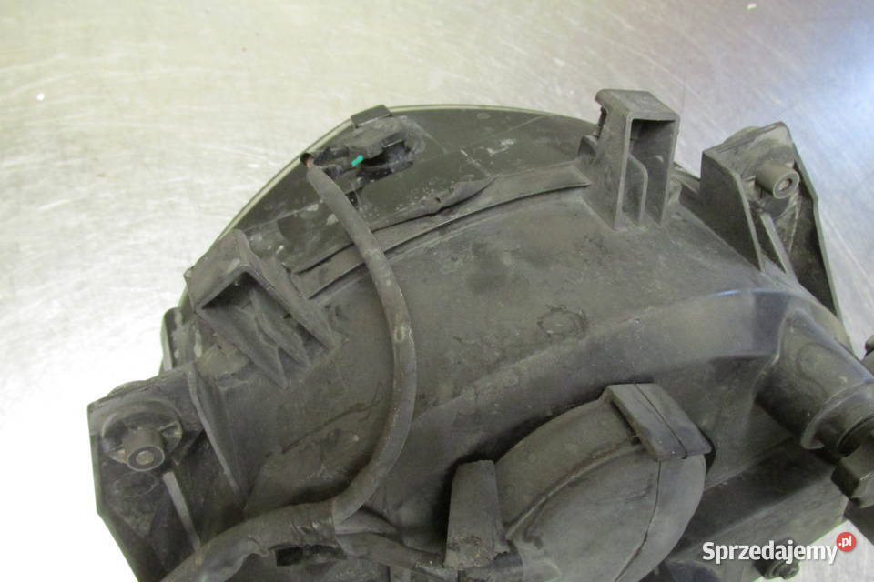 Przednia lampa Honda NTV 700 07r