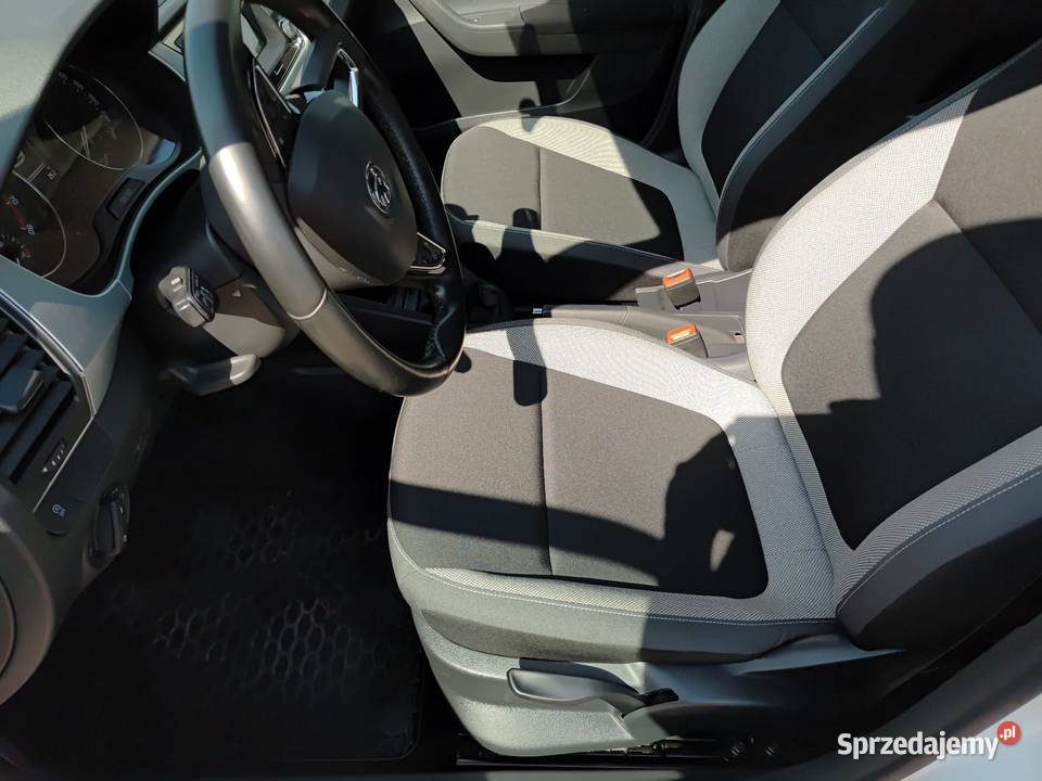 Skoda Fabia 12 TSI Ambition Przebieg 47700 110KM Wisznia Mała sprzedam