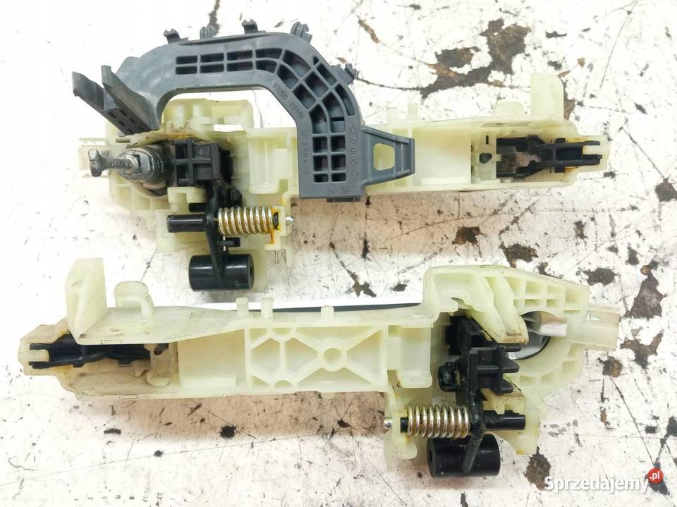 KLAMKA ZEWNĘTRZNA LEWA PRAWA PRZÓD KOMPLET PYW świętokrzyskie sprzedam