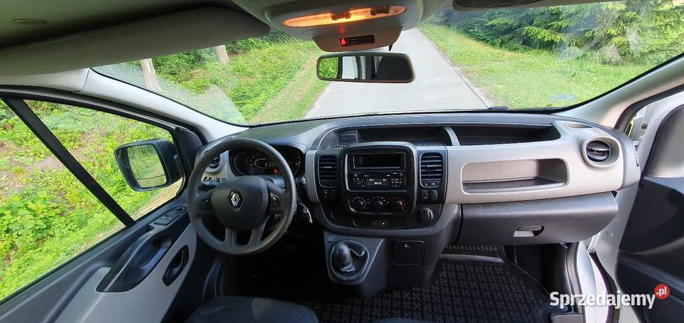 Renault Trafic2016r16 Dci Ciężarowy Klimatyzacja poduszka powietrzna Tomaszów Lubelski sprzedam