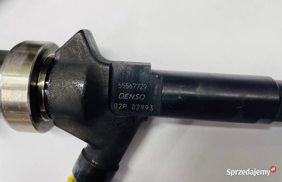 Wtryskiwacz DENSO OPEL 17CDTi 55567729 osobowe Karczów