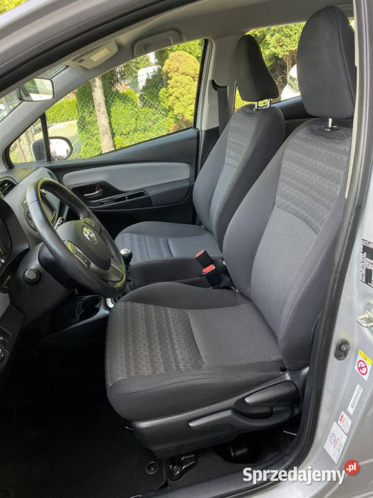 Toyota Yaris 13 99 KameraBluetooth Gwarancja III możliwa zamiana Yaris śląskie Tarnowskie Góry