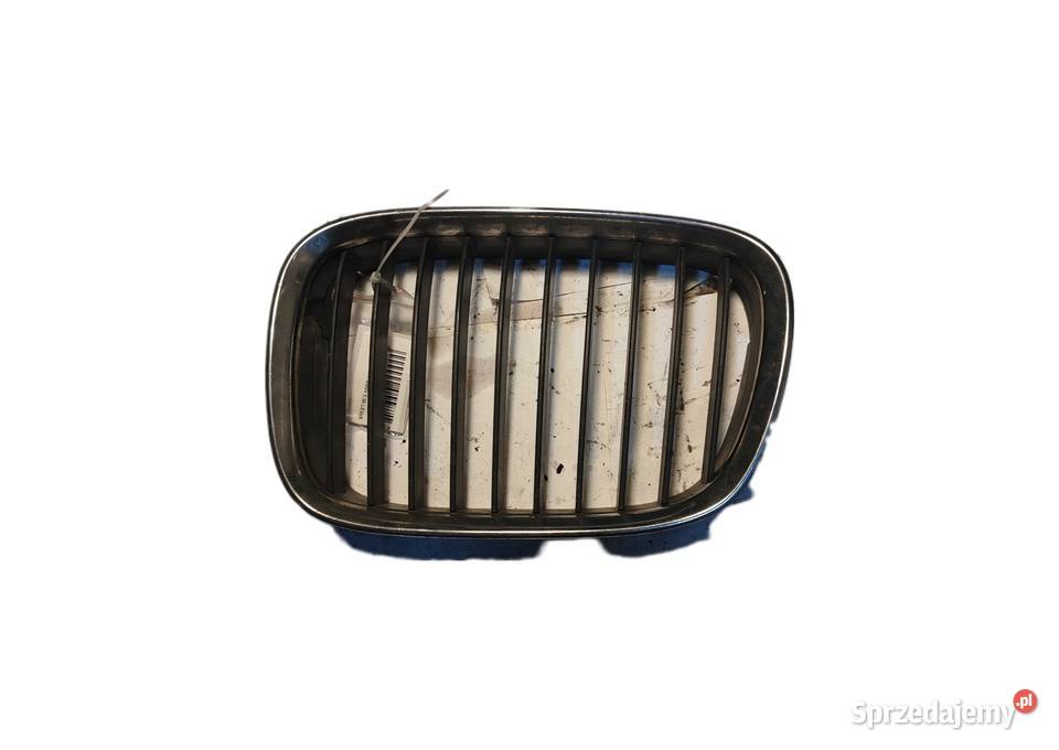 BMW E39 Grill atrapa lewa osobowe Żywiec