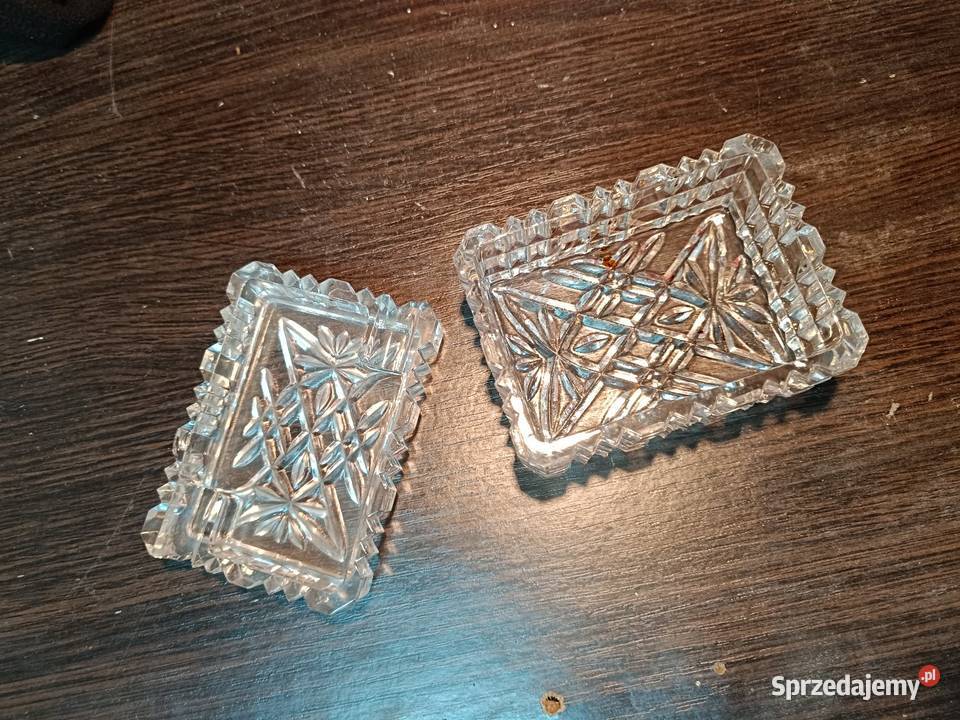 Kryształowa popielniczka z papierosnicą Chojnów