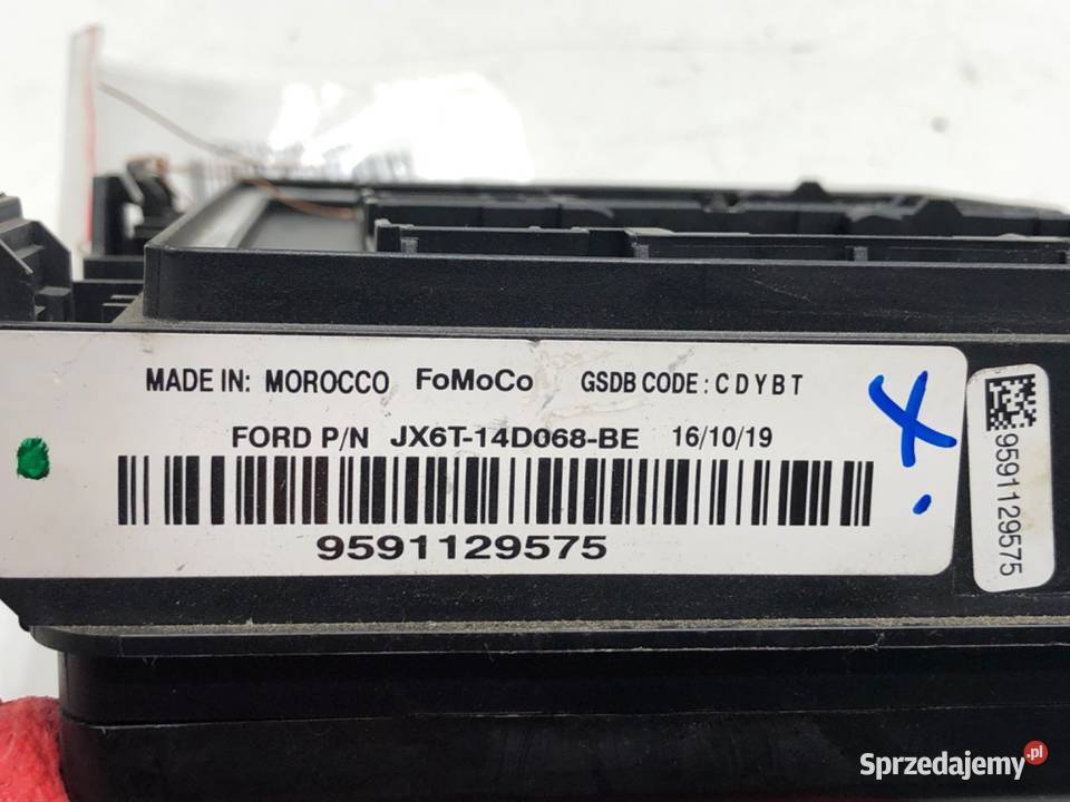 SKRZYNKA BEZPIECZNIKÓW FORD FOCUS IV podkarpackie