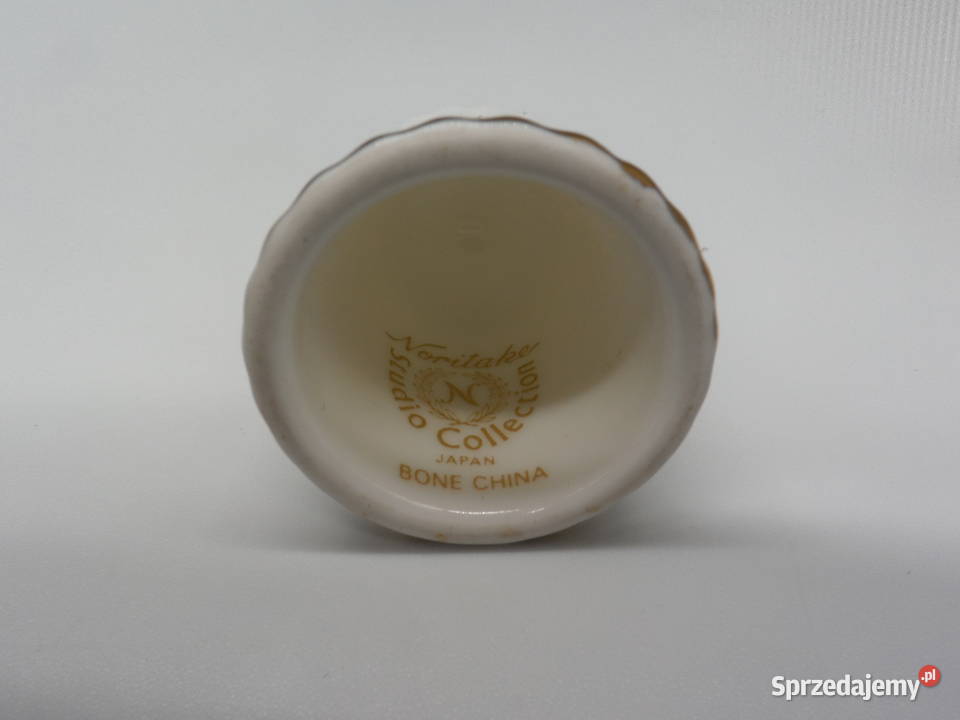 Naparstek z porcelany kostnej z kolekcji Vintage wielkopolskie Raszków