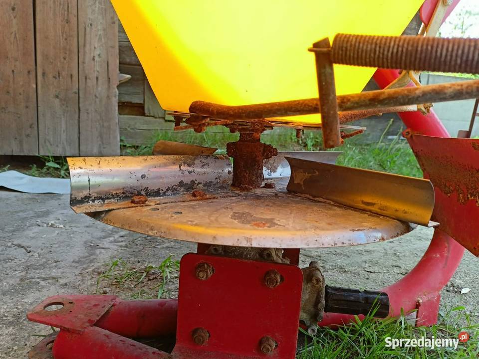 Rozsiewacz grassrol lejek 300 l Bielsk Podlaski