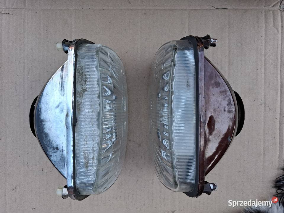 Reflektory przód przednie lampy Fiat 126p Maluch osobowe opolskie Strzelce Opolskie