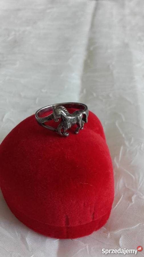 MIEDZIANY PIERŚCIONEK Z WIZERUNKIEM KONIA r 17 wielkopolskie Piła sprzedam