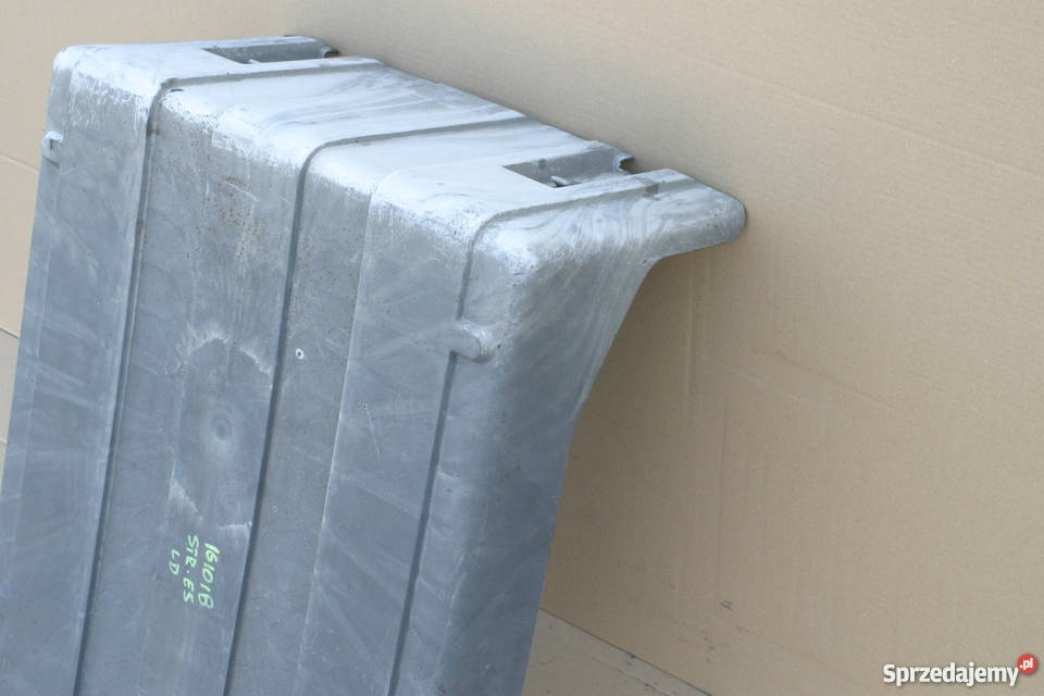 IVECO STRALIS EURO 5 POKRYWA AKUMULATORÓW Bieleń