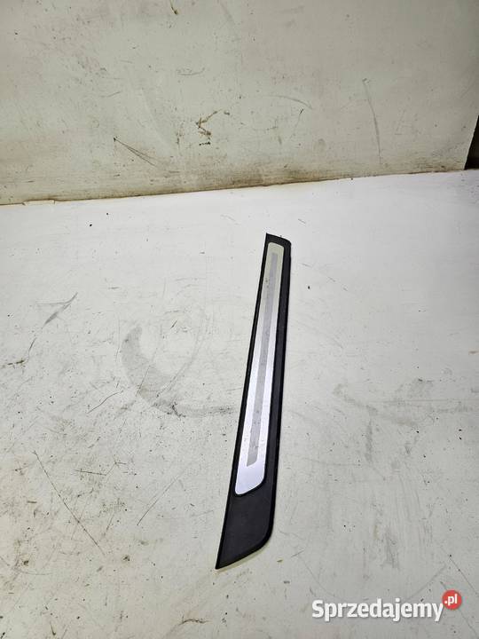 LISTWA PROGOWA PRAWY PRZÓD AUDI A6 C8 4K0853374 osobowe