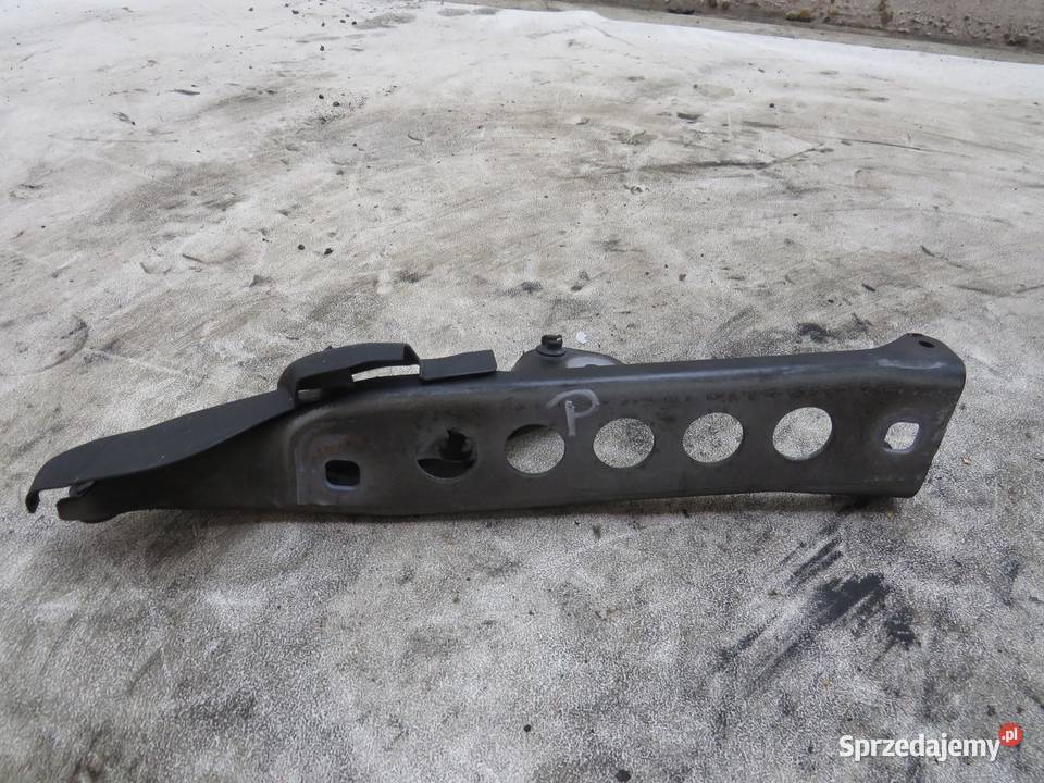 ZAWIAS MASKI PRAWY AUDI A8 D4 4H0823302D