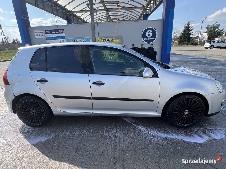 Golf 5 19 140 Świdnica