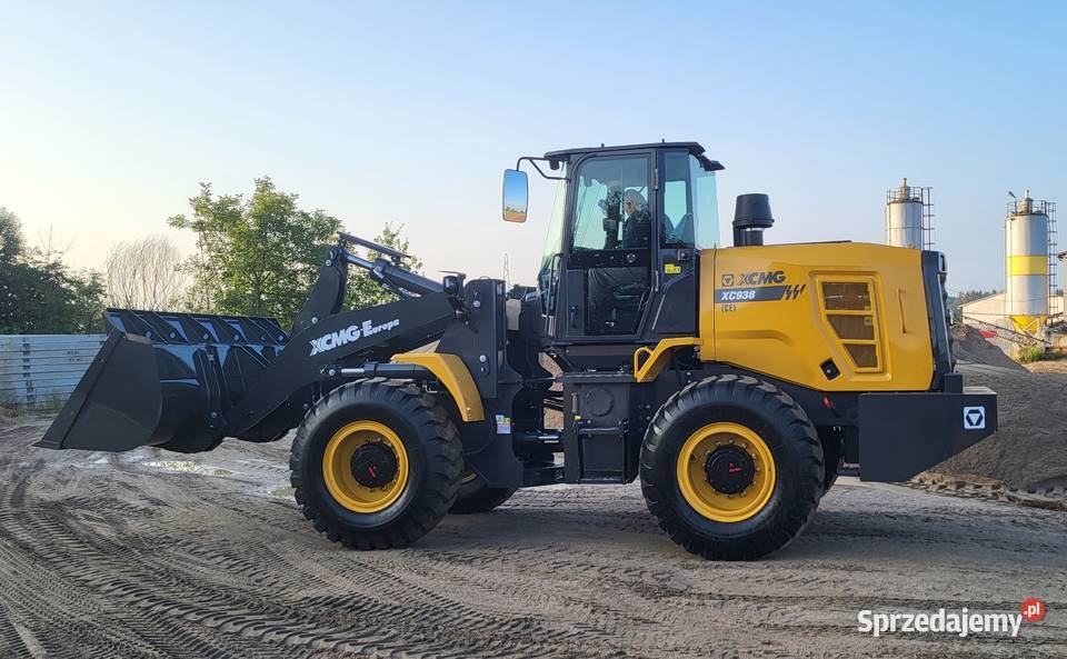 Ładowarka kołowa XCMG XC938E FADROMA