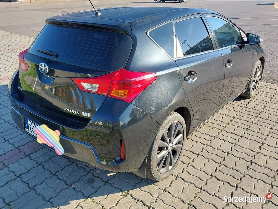 Toyota Auris II 18 hybryda Individual Edition tempomat Rzeszów