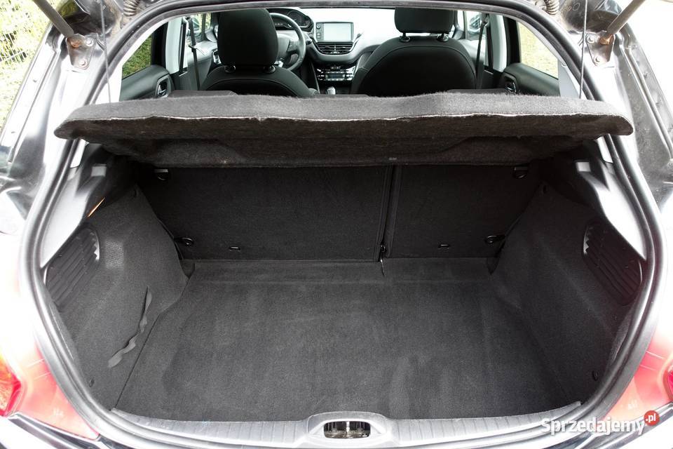 Peugeot 208 16eHDI 92 Oryginalny lakier i szyby Buczkowice sprzedam