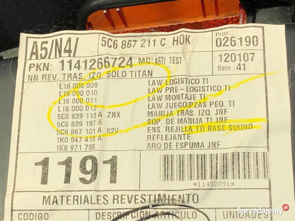 BOCZEK DRZWI LEWY TYŁ VW JETTA IV SedanLimuzyna