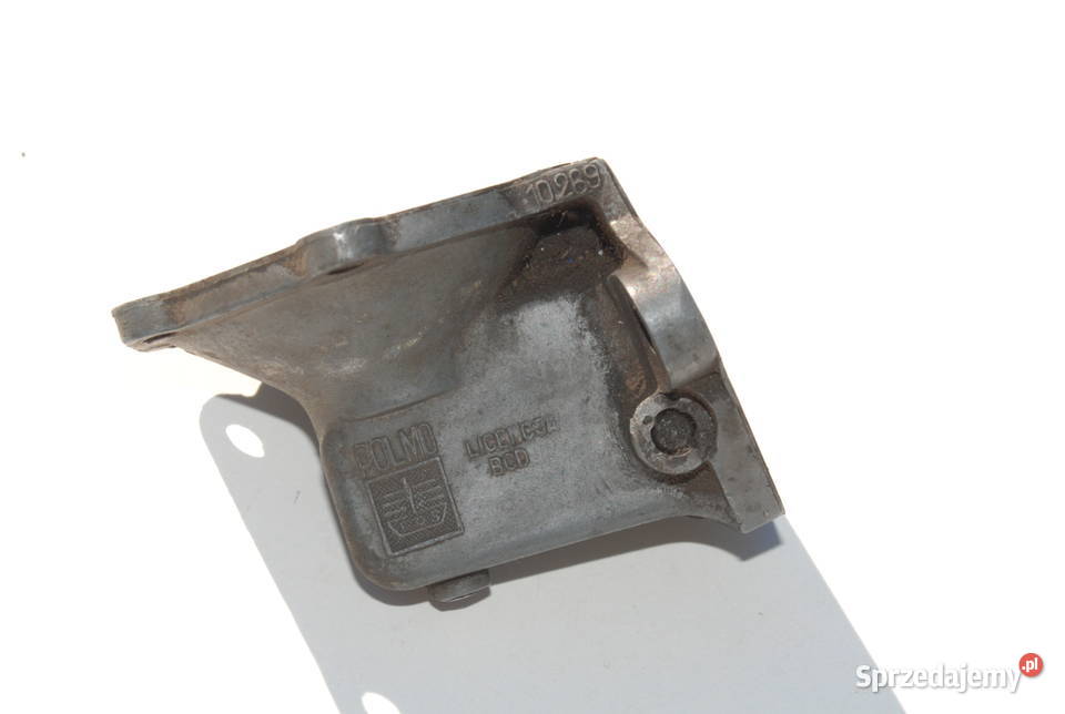 Podstawa dolna korpus pompy paliwa Fiat 126p osobowe Cieszyn