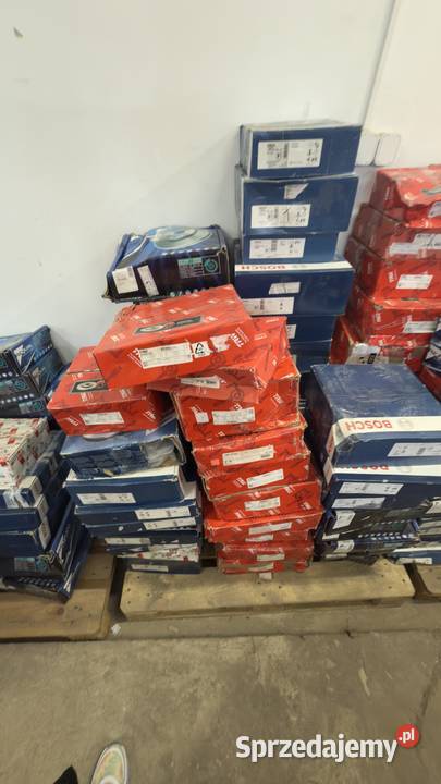 Zapas Magazynowy nowych części samochodowych