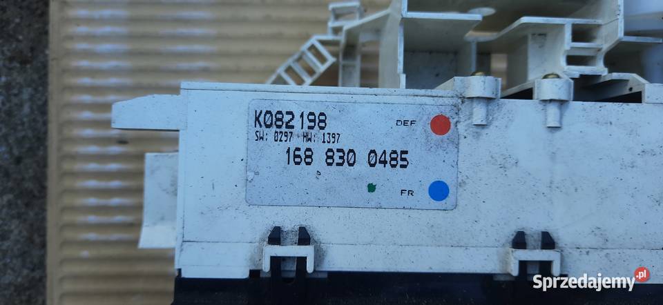Panel klimatyzacji Mercedes w168 1688300485 Ogrzewanie, wentylacja i klimatyzacja Szczecin