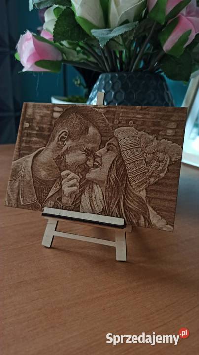 Obraz Grawerowany w Drewnie Personalizowany brązowy Warszawa