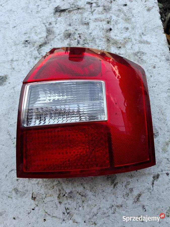 Lampa Prawa Tył Audi A4 B6 Kombi Wisznice