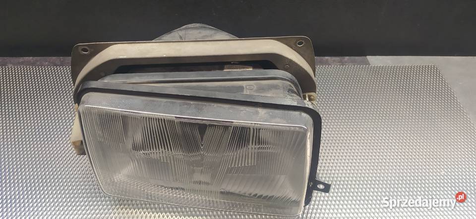 Lamp prawa reflektor Skoda 136 Rapid 130 120GLS dolnośląskie Świdnica