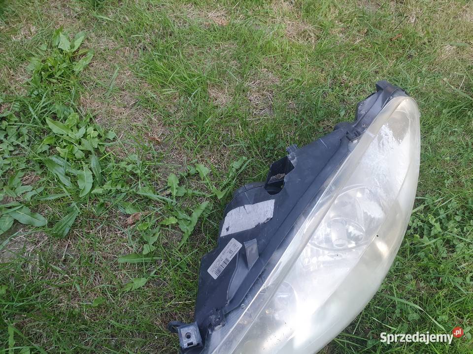 Lampa przednia reflektor prawy lewy Peugeot 307 Kraków sprzedam