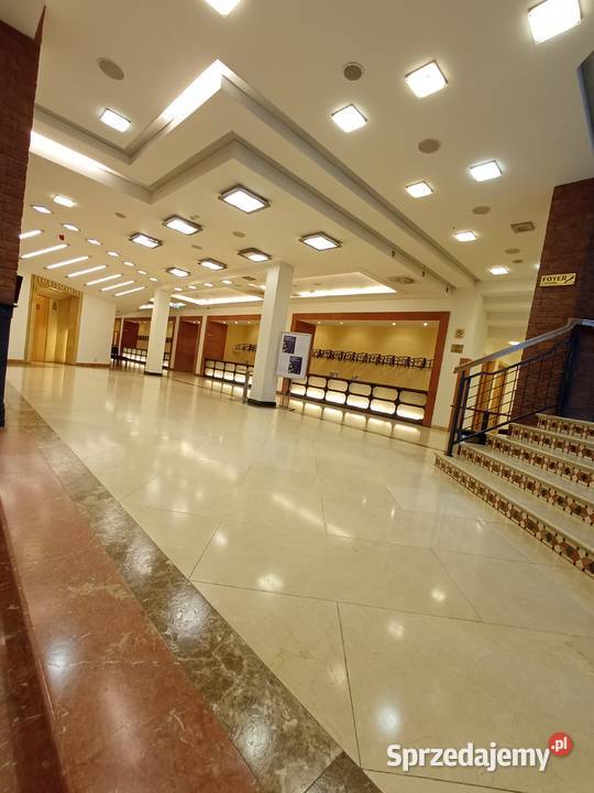 Czyszczenie posadzki i polimeryzacja to się