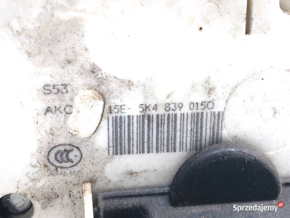 ZAMEK DRZWI LEWY TYŁ VW GOLF VII Hatchback