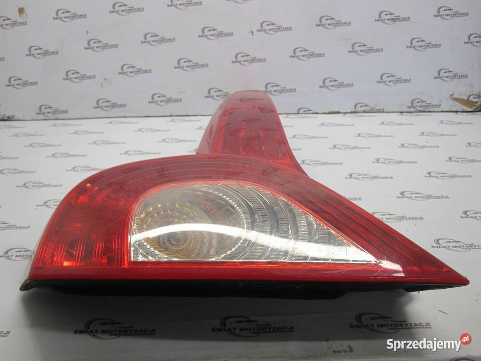 VOLVO C30 RDESIGN 07r lampa lewa tył 31213137