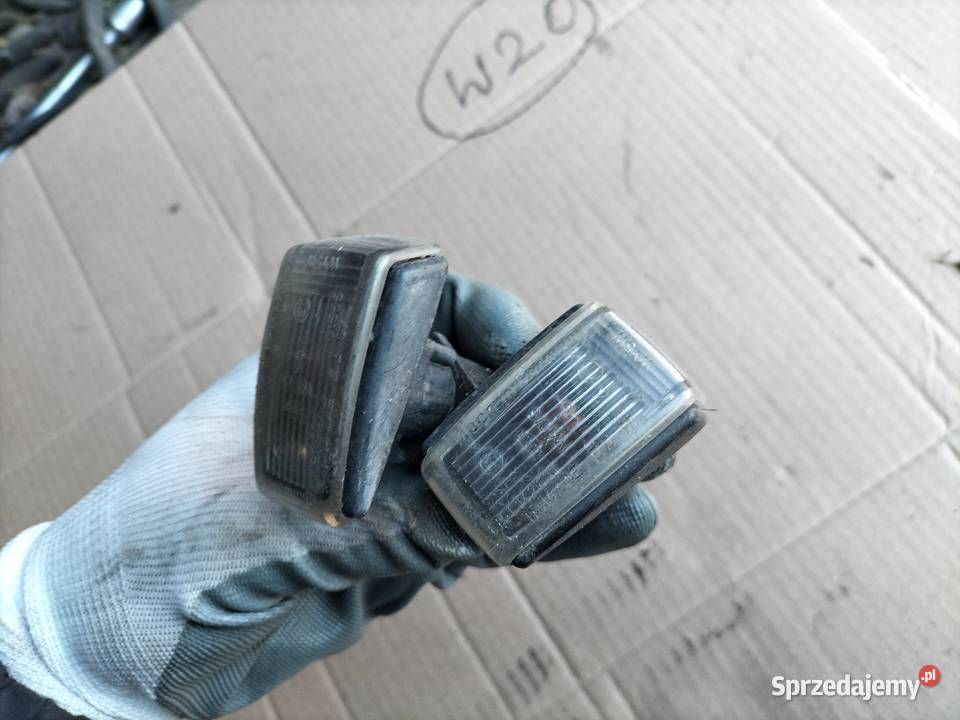 Volvo V40 S40 KIERUNKOWSKAZ osobowe Kamień-Kolonia