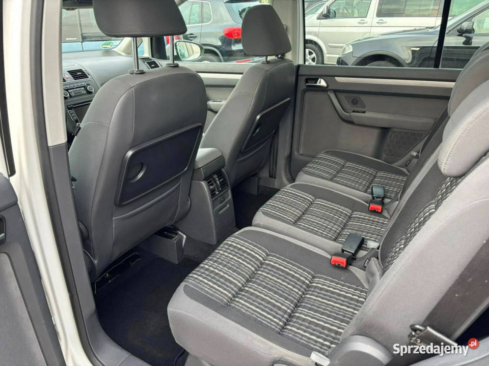 Volkswagen Touran Volkswagen Cross Touran Rok produkcji 2010 Przasnysz