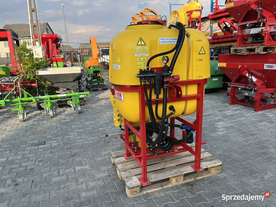 Opryskiwacz polowy LISICKI 1000l 15m Biardzki