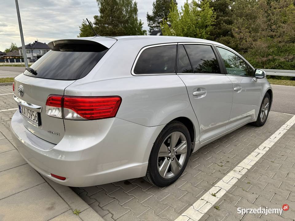 Toyota Avensis Salon Polska Bezwypadkowy isofix Avensis Avensis Radzymin