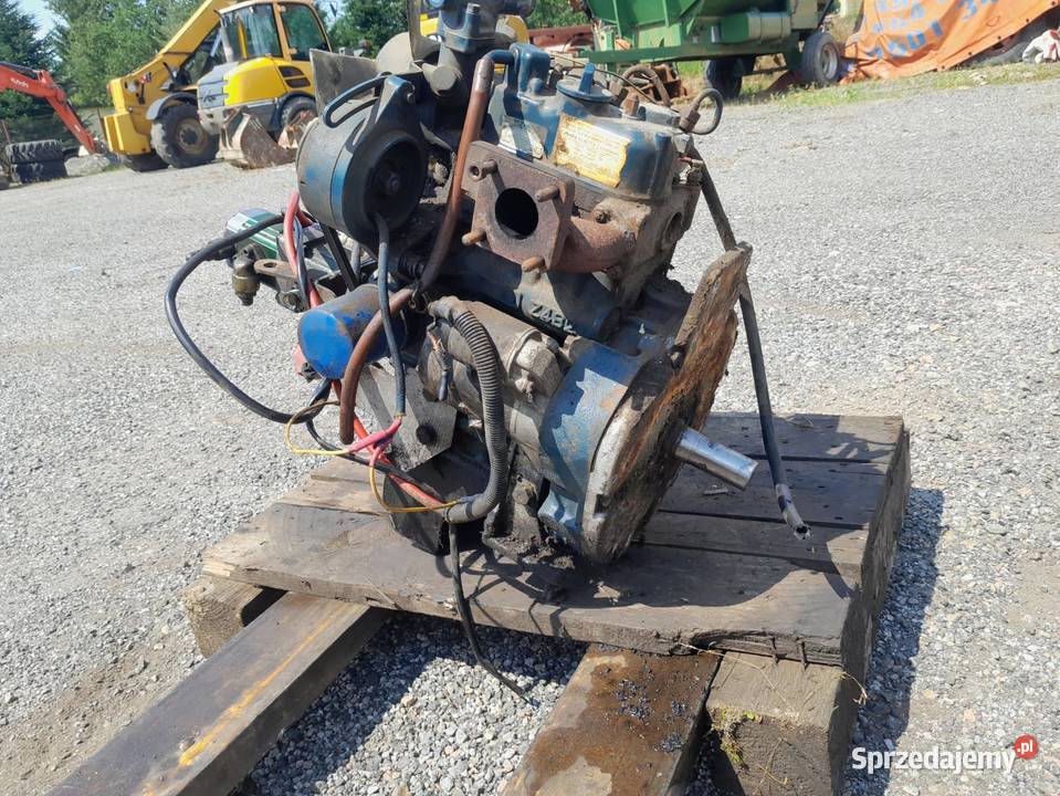 Silnik Kubota D711e 149kW 2 cylindrowy z pompą Maków Podhalański