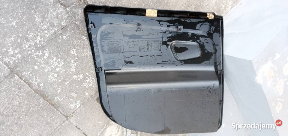 Boczek tapicerka drzwi Fiat Doblo 2010 Rok produkcji 2011 podkarpackie Sokołów Małopolski