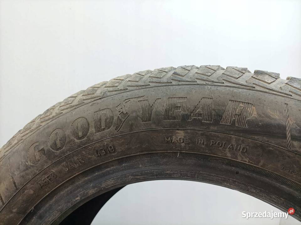 2x OPONA CAŁOROCZNA GOODYEAR VECTOR 4 SEASON