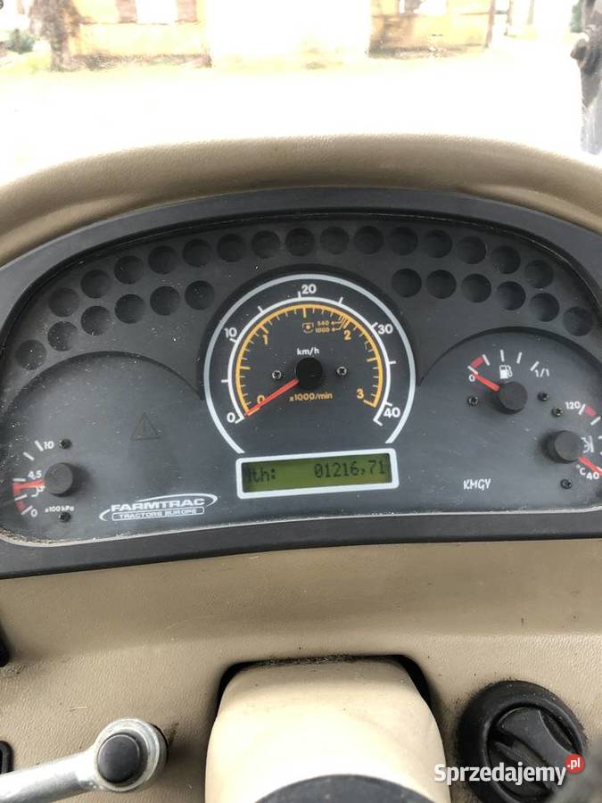 Farmtrac 675 DT Ładowacz Metal fach Perkins mazowieckie Strachomin