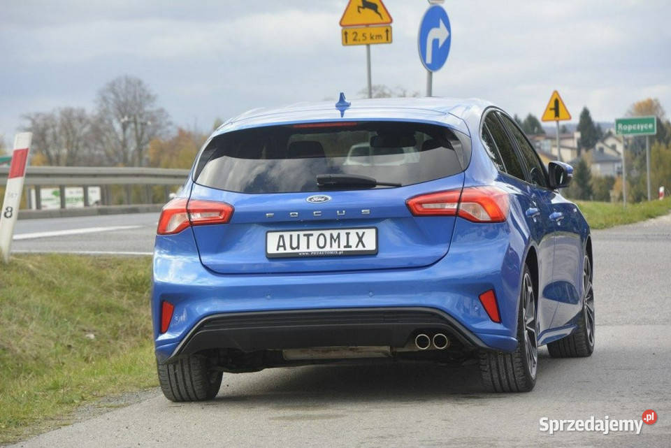 Ford Focus 15EcoBlue ST Line gwarancja przebiegu światła LED sprzedam