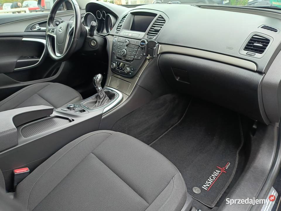 Stan Idealny Opel Insignia Sports Tourer 20 CDTI elektryczne lusterka Bierawa