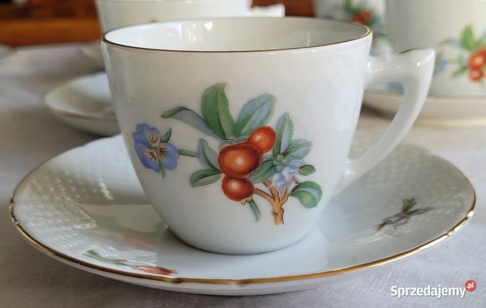 Bing Grondahl Kopenhaga filiżanka dekor Żurawina